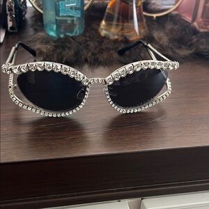 Elegant Black and Silver Rhinestone Sunglasses